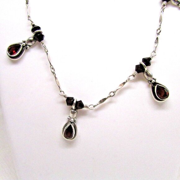 Vintage Sterling Silver 16.5" Tear Shape Garnet & Red Crystals Station Necklace - Picture 4 of 12